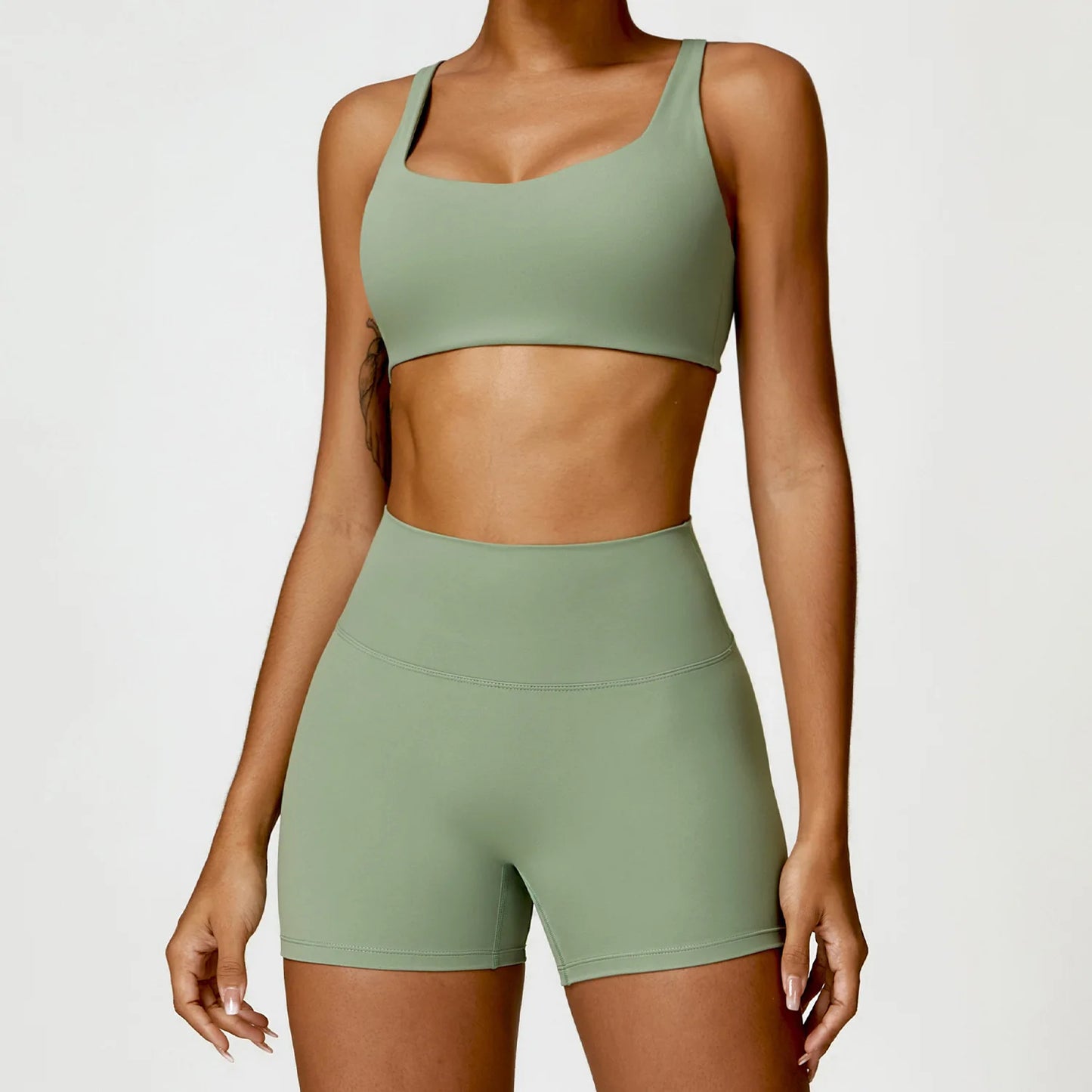 2-Piece Women's Yoga Set – Long Sleeve Top, Shorts & Sports Bra