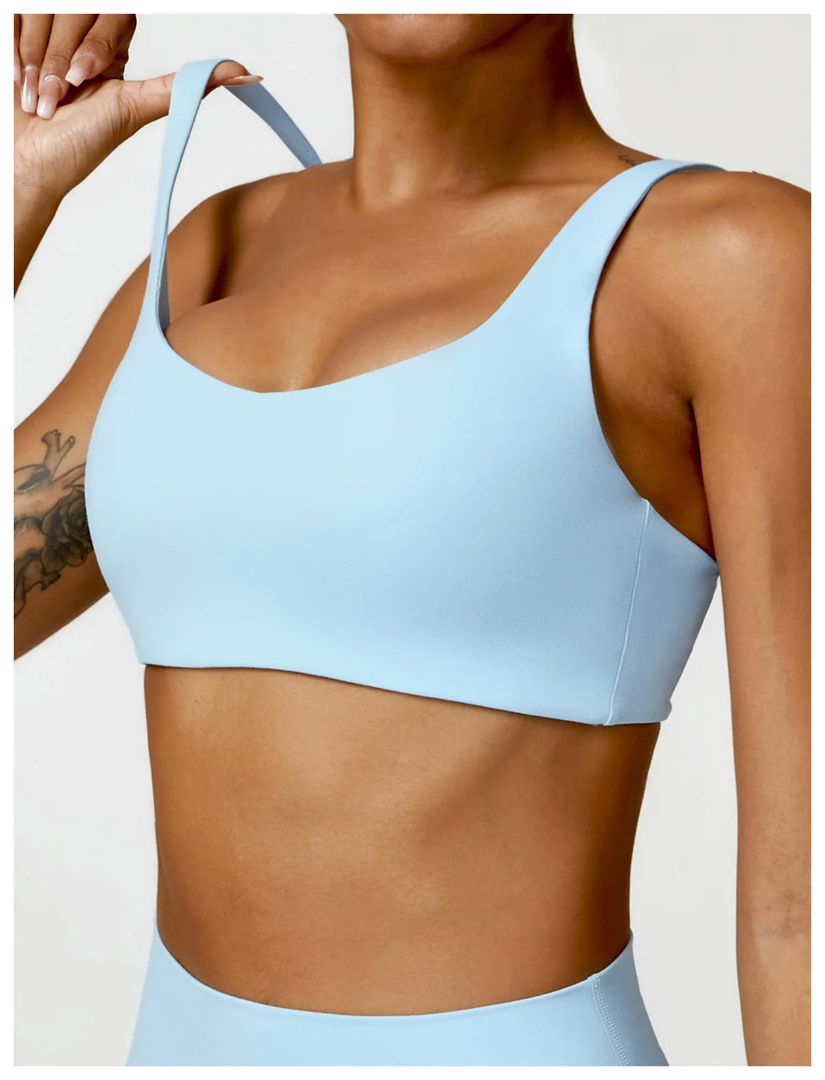 2-Piece Women's Yoga Set – Long Sleeve Top, Shorts & Sports Bra