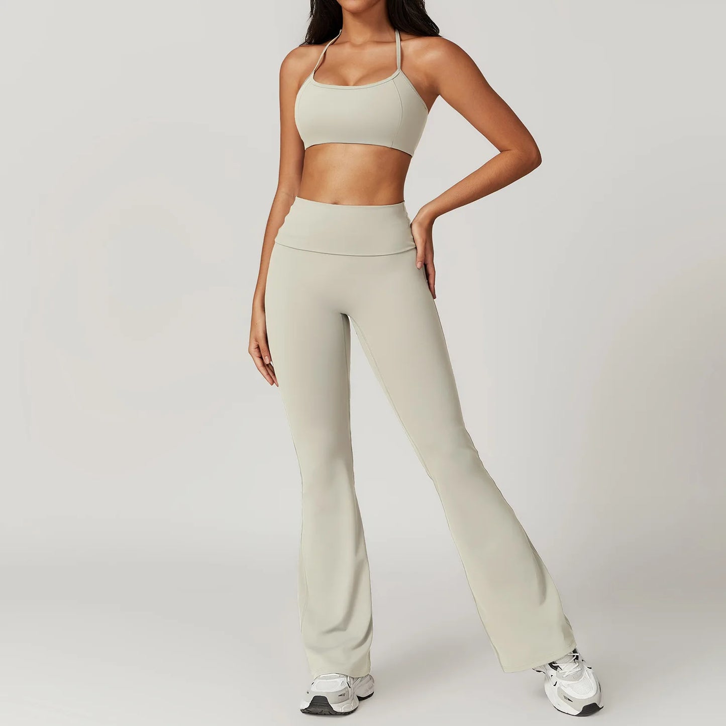 2-Piece Women's Yoga Set – Flared Trousers & Sports Bra Crop Top