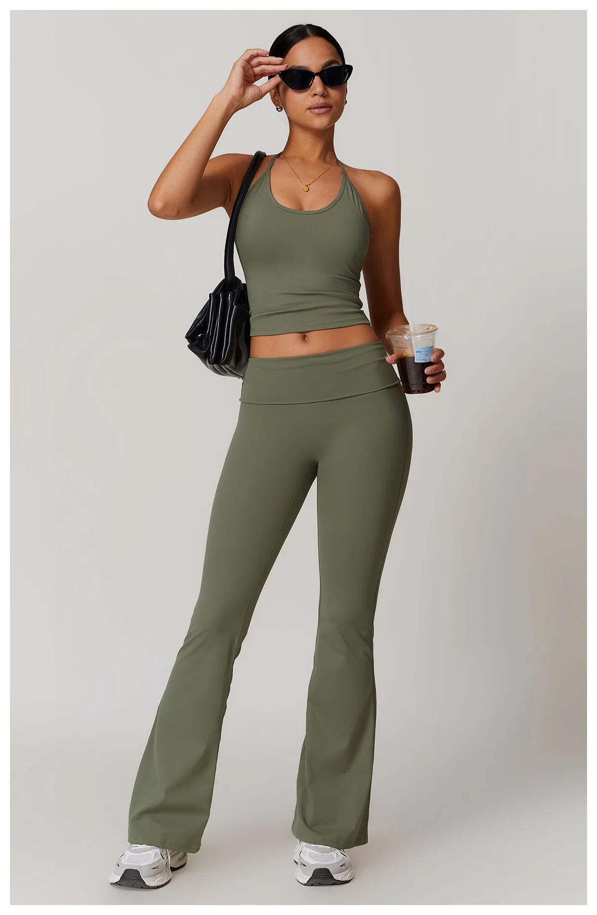 2-Piece Women's Yoga Set – Flared Trousers & Sports Bra Crop Top