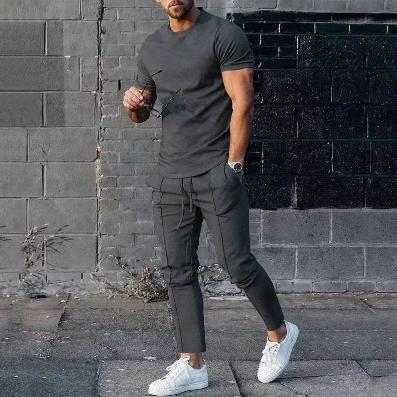 Men's Sports Set – Casual Round Neck Short Sleeve T-Shirt & Shorts
