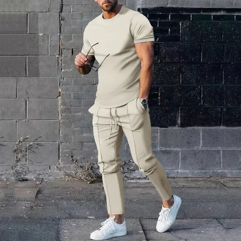 Men's Sports Set – Casual Round Neck Short Sleeve T-Shirt & Shorts