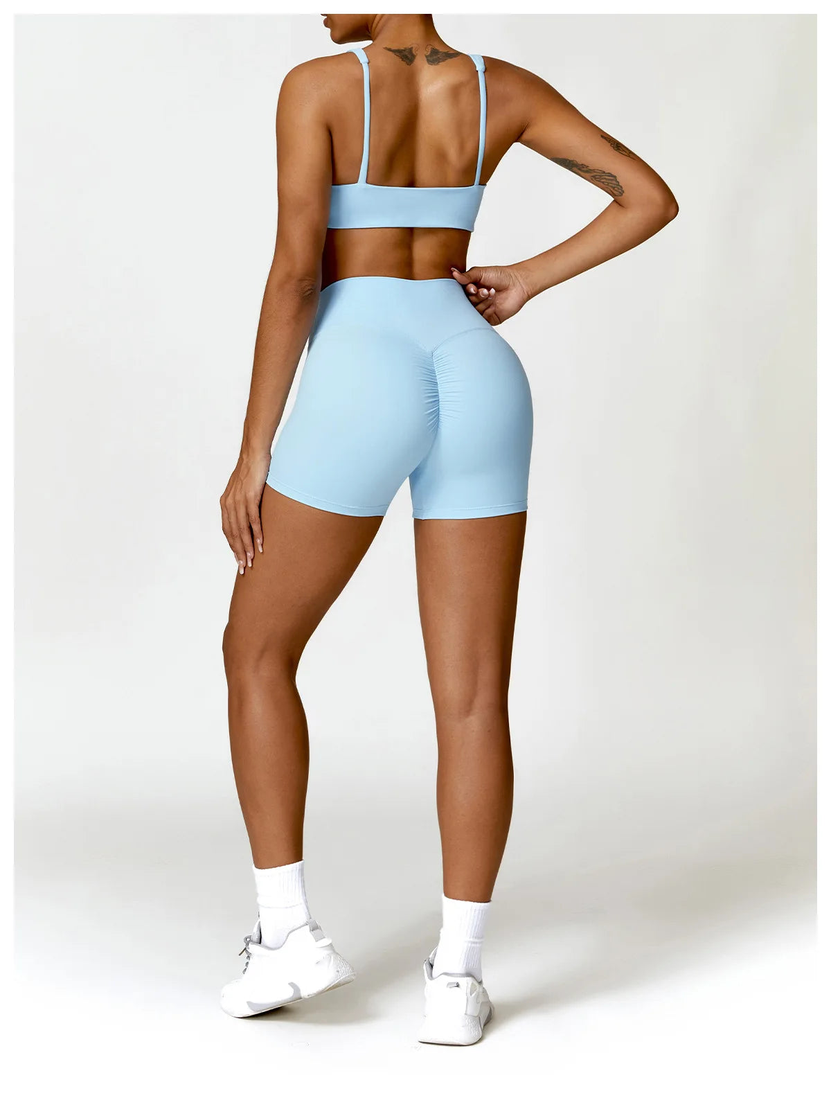 2-Piece Women's Yoga Set – Long Sleeve Top, Shorts & Sports Bra